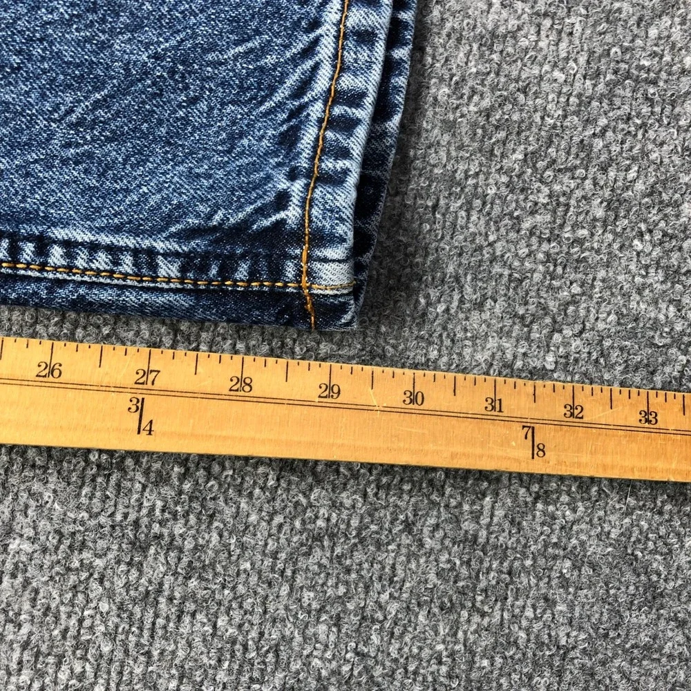 Levis 501 Mens Original Fit Straight Leg Blue Denim Jeans 32x32 Medium Wash